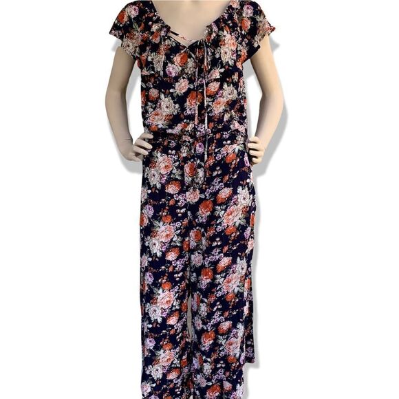 Easel Los Angeles cropped wide leg floral crepe ruffle jumpsuit M - Picture 1 of 7